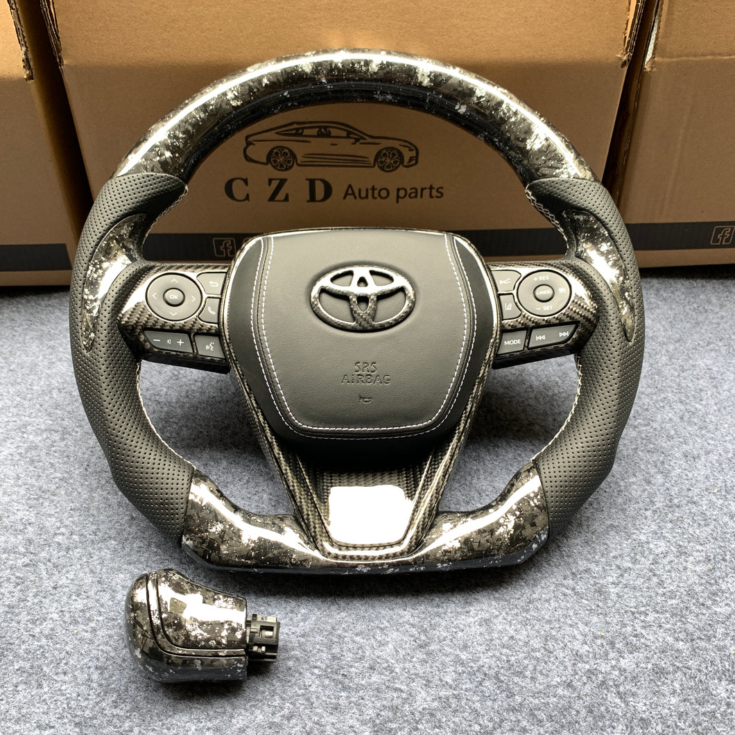 CZD Autoparts for Toyota 8th gen Camry se xse le xle 2018-2022 carbon fiber steering wheel gloss forged carbon fiber with sliver flakes top and bottom