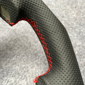 CZD Autoparts For Toyota HiAce 2014-2018 carbon fiber steering wheel black perforated leather sides