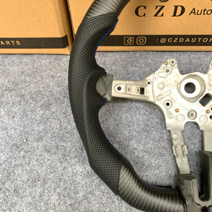 CZD Autoparts for BMW M5 F10 M6 F06 F12 F13 X5M F85 X6M F86 carbon fiber steering wheel matte black carbon fiber top and bottom