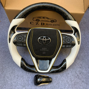 CZD Autoparts for Toyota 8th gen Camry se xse le xle 2018-2022 carbon fiber steering wheel  black alcantara airbag cover