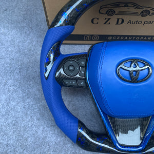CZD Autoparts for Toyota 8th gen Camry se xse le xle 2018-2022 carbon fiber steering wheel blue smooth leather airbag cover  with Toyota badge