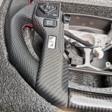 Load image into Gallery viewer, CZD 2014-2017 Tundra steering wheel with carbon fiber