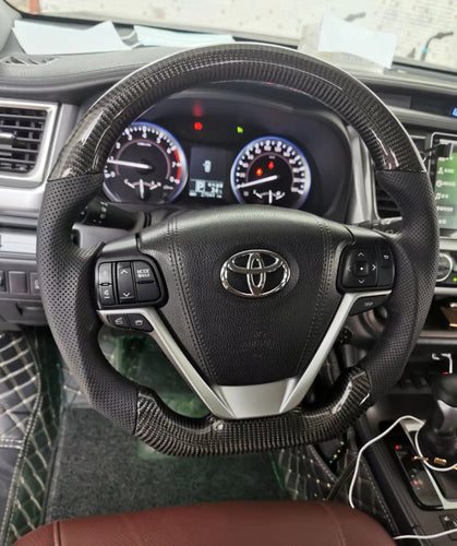 CZD Toyota Highlander 2014-2019 carbon fiber steering wheel
