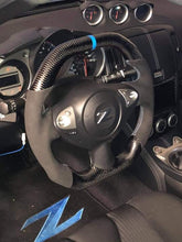 Load image into Gallery viewer, CZD Nissan 370Z nismo /Juke/Z34 /infiniti Maxima Carbon fiber steering wheel