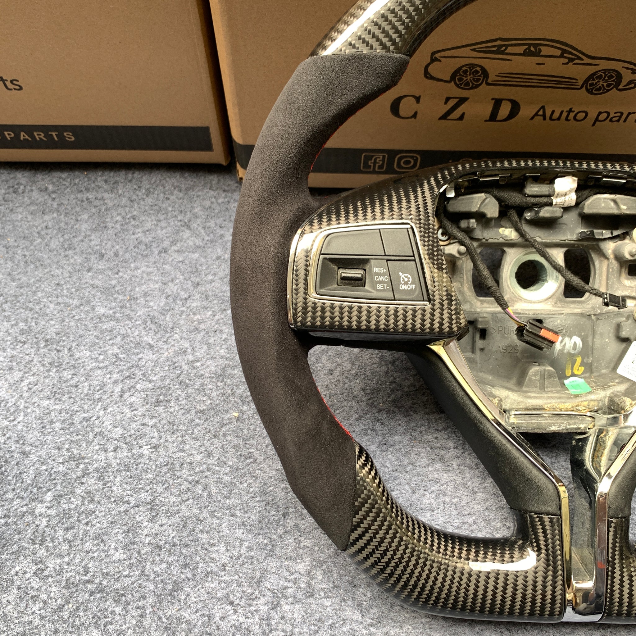 CZD Maserati Ghibli /Quattroporte /Levante carbon fiber steering