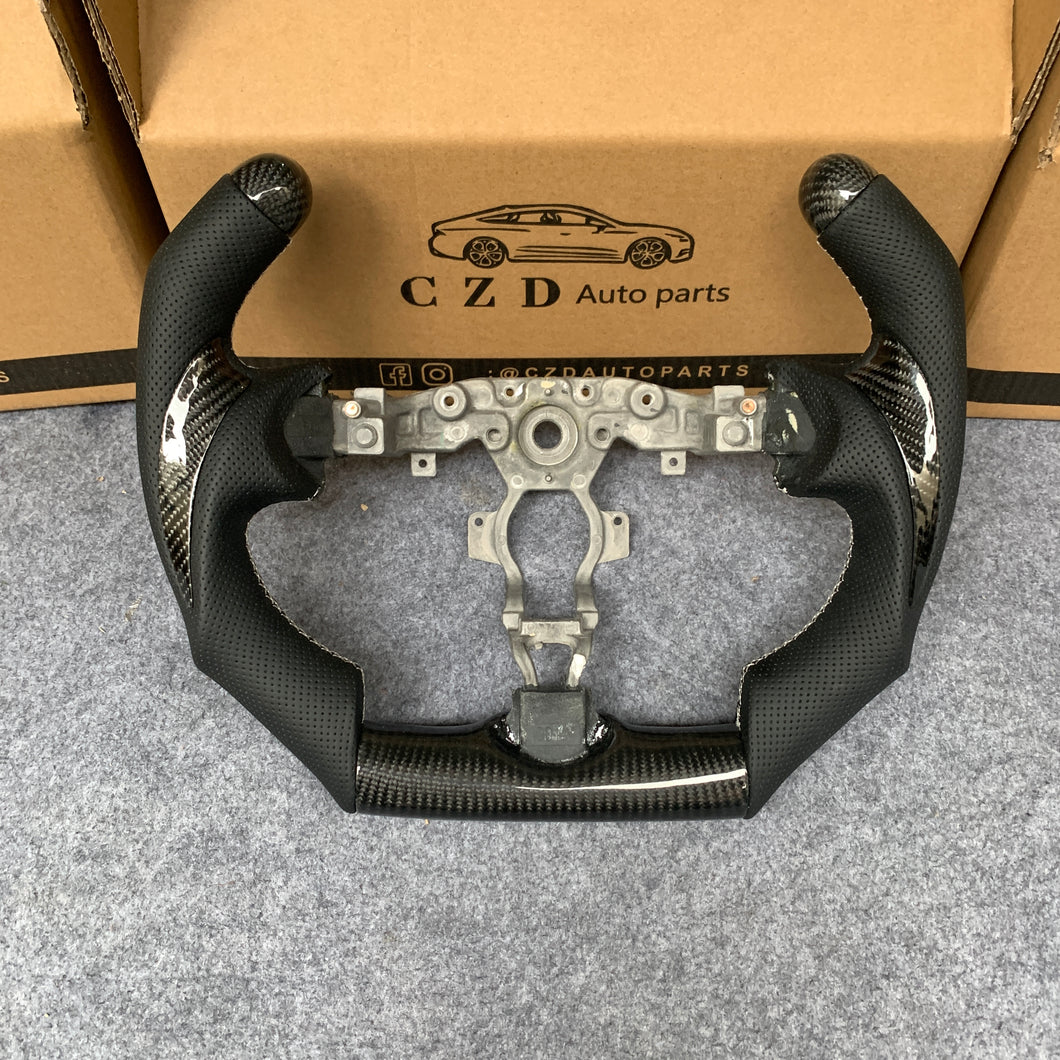 CZD Nissan Juke 2011-2017 carbon fiber steering wheel