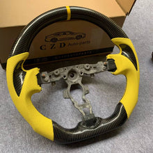 Load image into Gallery viewer, CZD Nissan 370Z/Juke/Z34 carbon fiber steering wheel